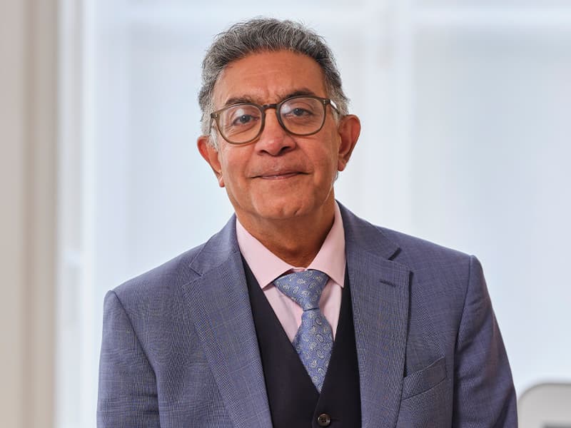 Dr Sunil Chopra