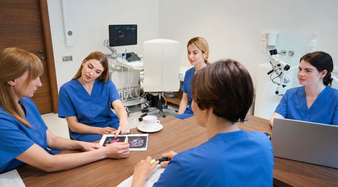 How Dermatology Workshops in London Improve Patient Care